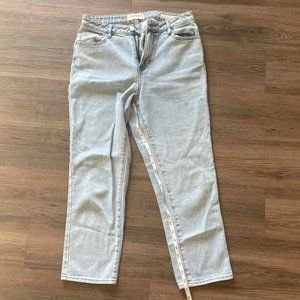 Cropped Mom Jeans - High Waisted Denim PacSun